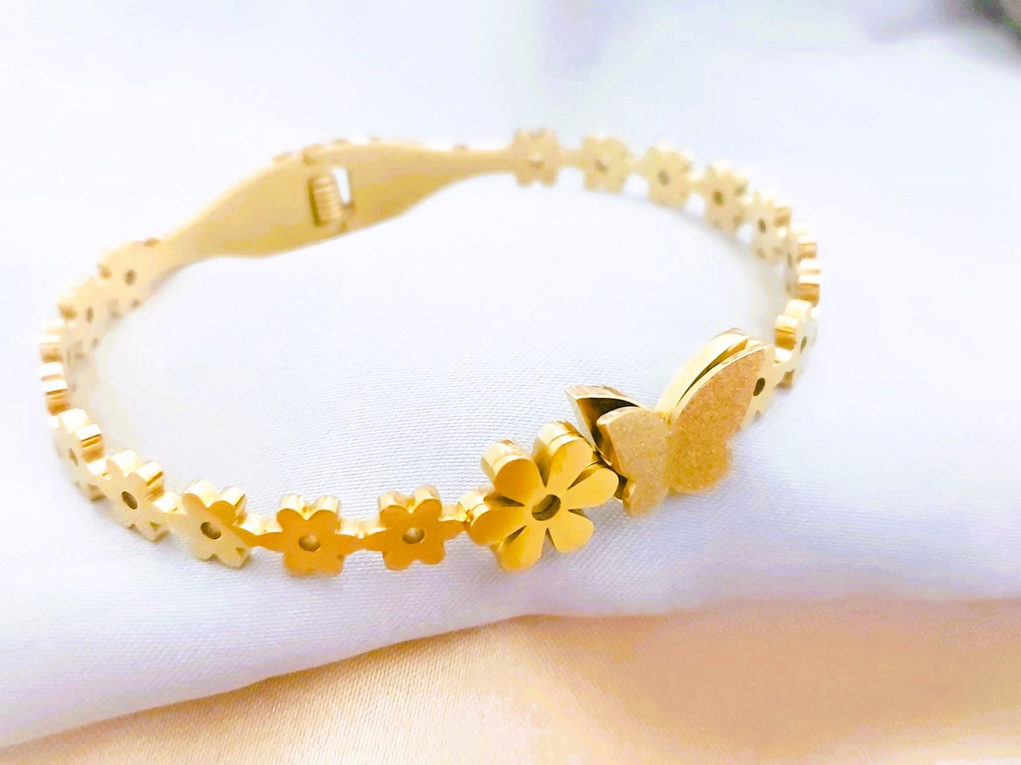 Stainless Steel 18K Gold Plated Butterfly Bangle Bracelet
