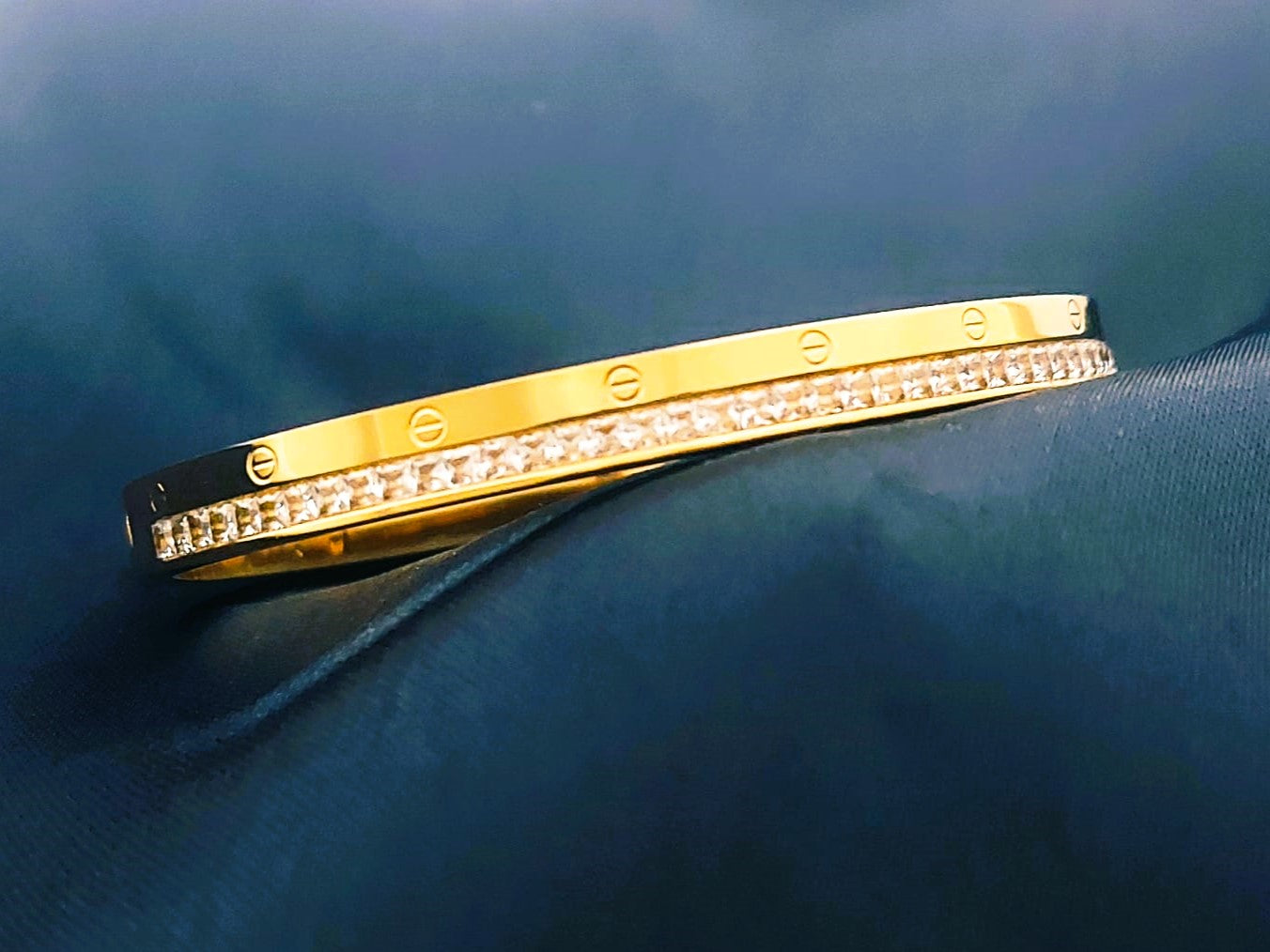Stainless Steel 18K Gold Plated Bangle Bracelet